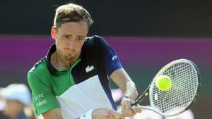 Medvedev tops ATP ranking again, can keep it despite Wimbledon ban 14 Medvedev tops ATP ranking again, can keep it despite Wimbledon ban