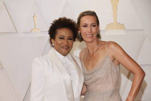 Everything about Alex Sykes, Wanda Sykes's spouse: background, career, marriage and family, net worth