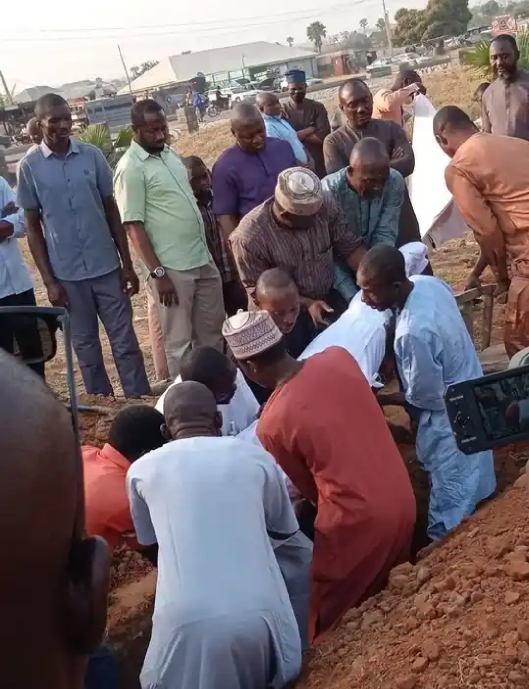 Outrage As Bandits Kill Nabeeha, One Of Six Sisters Kidnapped In Abuja; Demand N100m For Others
