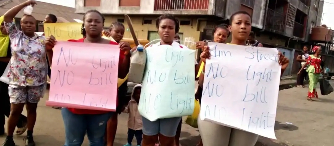 ‘Our Husbands No Longer Have Romance With Us Due To Heat’ — Rivers Women Calls Out DisCo