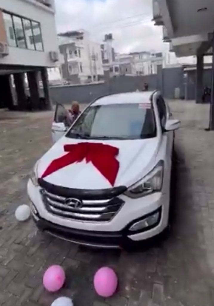 Why I bought a Toyota for my mom but got an AMG for my girlfriend, Jarvis – Peller